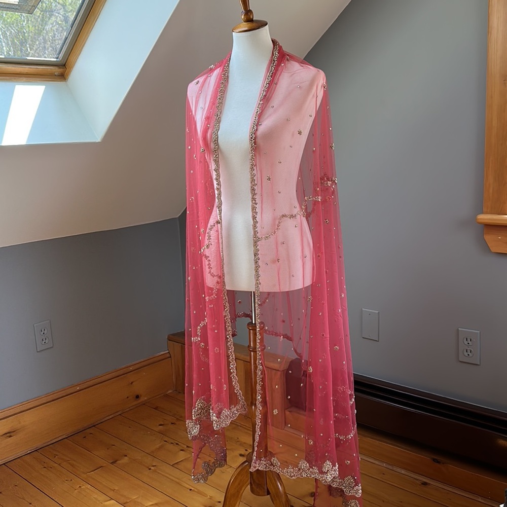 Golden Zardozi Pink Net Wrap - Picture 7 of 12